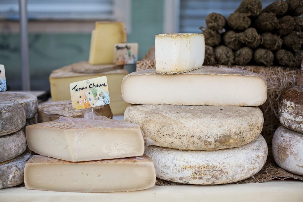 cheeses-stack-of-cheeses-france-1433514.jpg